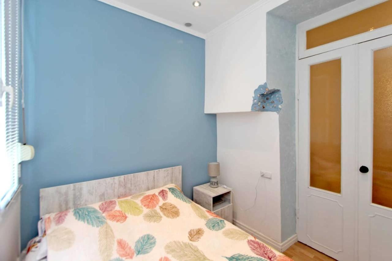 Sunny Apartment In The Center Erevan Esterno foto